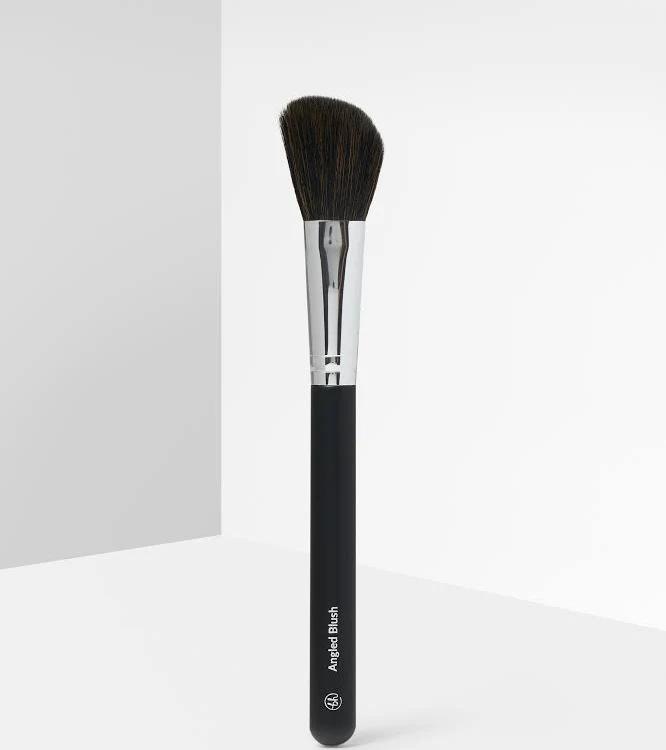 BH Cosmetics - Angled Blush Brush