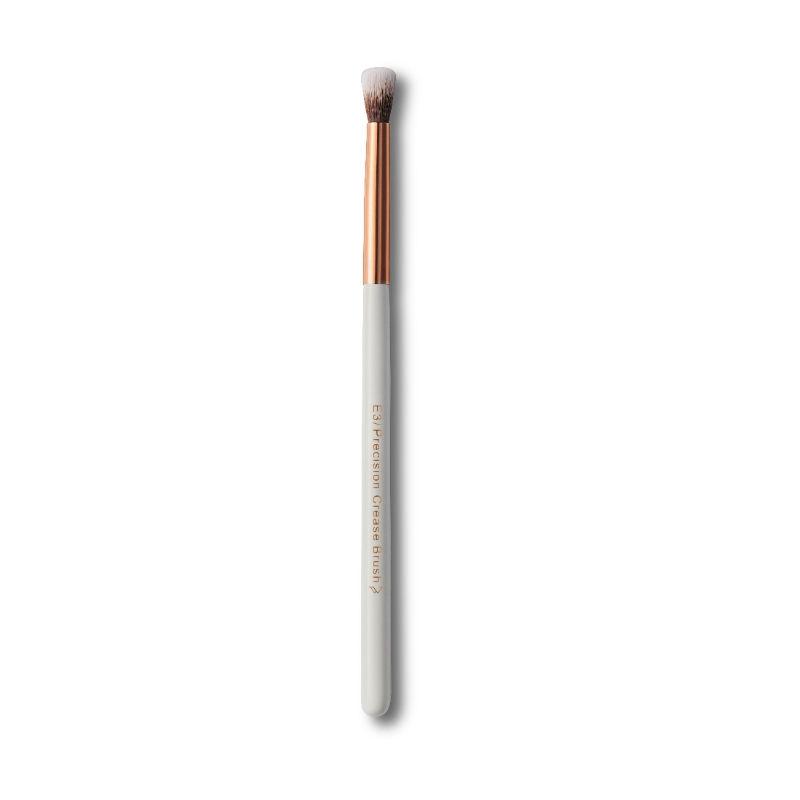 Pigment Play - Precision Crease Brush