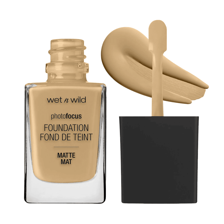 Wet n Wild - Photo Focus Foundation- MATTE - GOLDEN BEIGE
