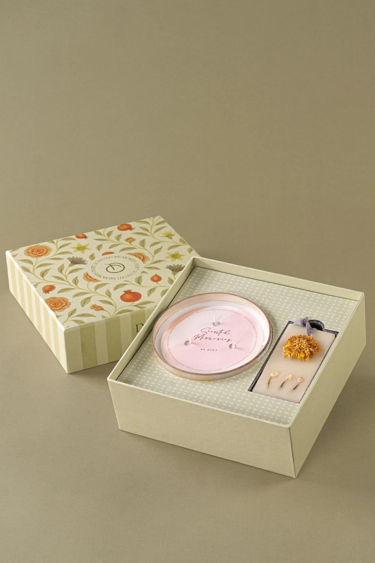 Doft - Various - Mini Bowl Candle Gift Set - Foiled Bowl - Candle & Wax Tablet