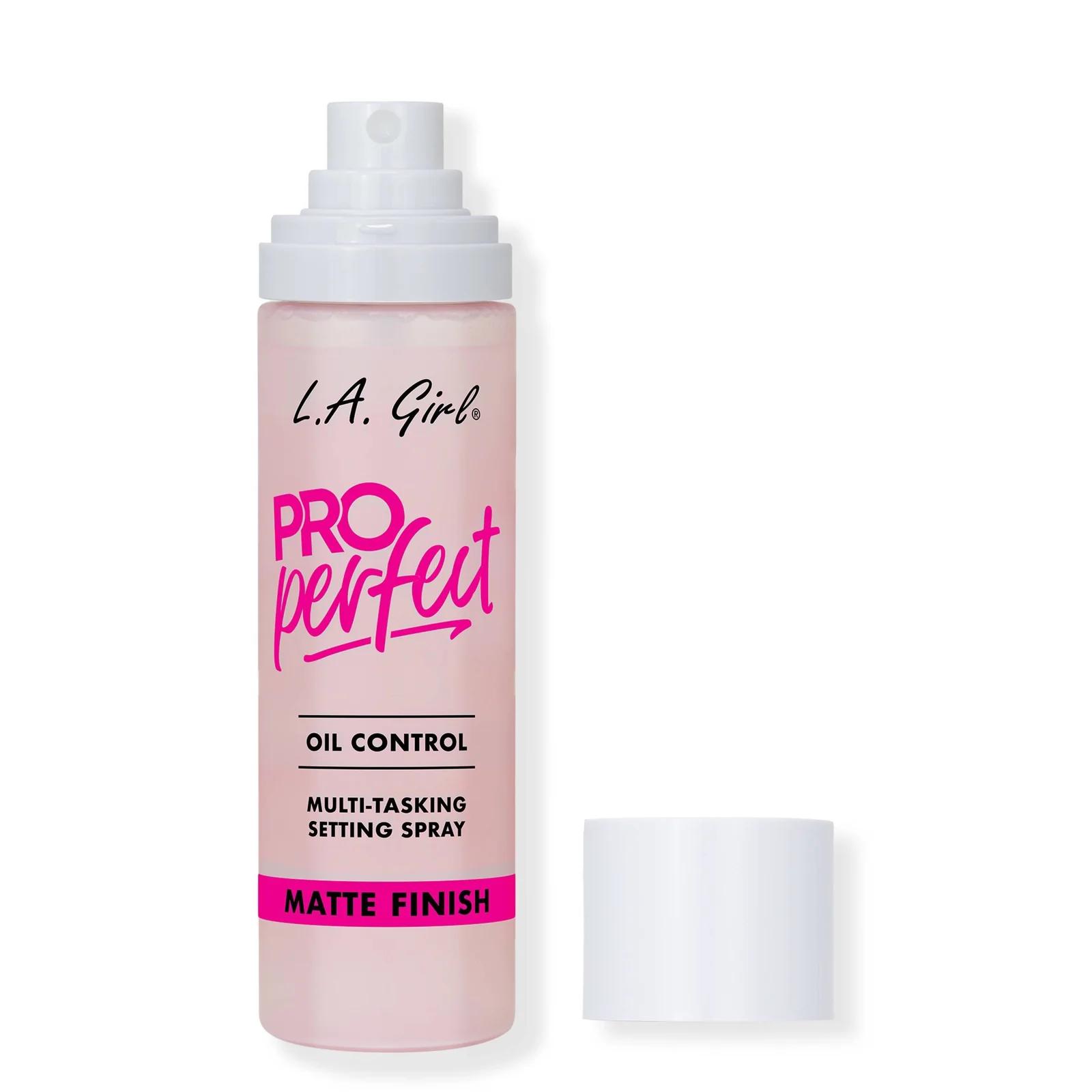 L.A. Girl - Pro Perfect - Long-Wear Setting Spray